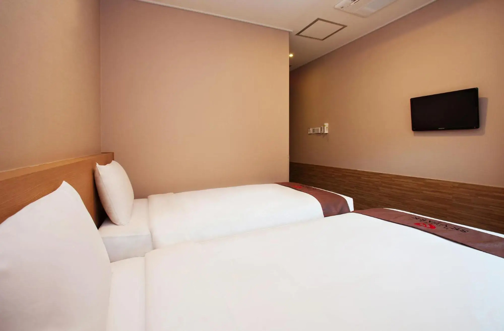 Foto - Hotel Skypark Myeongdong 3
