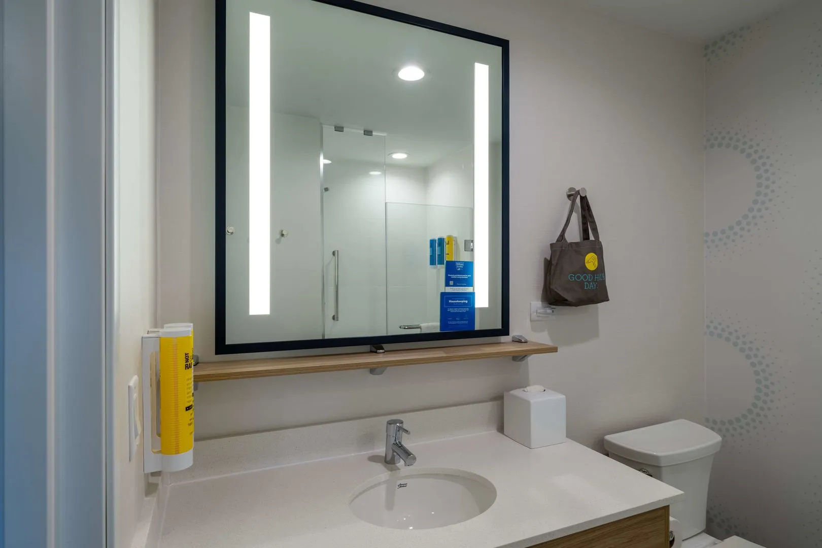 Photo - Tru by Hilton Naperville Chicago