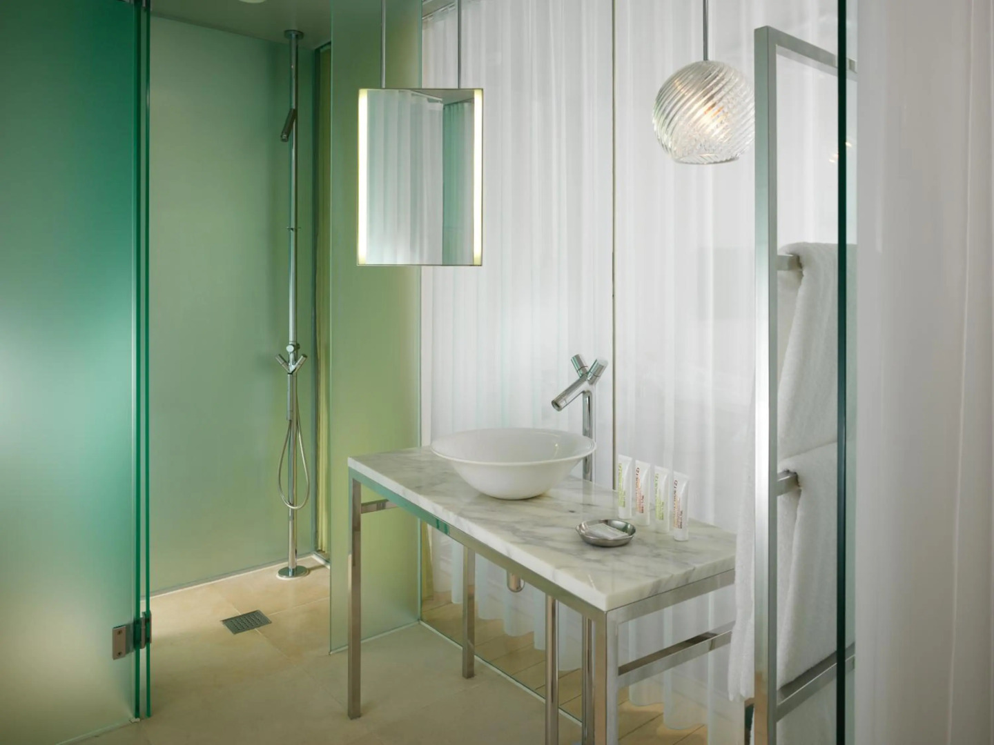 Foto - Sanderson London