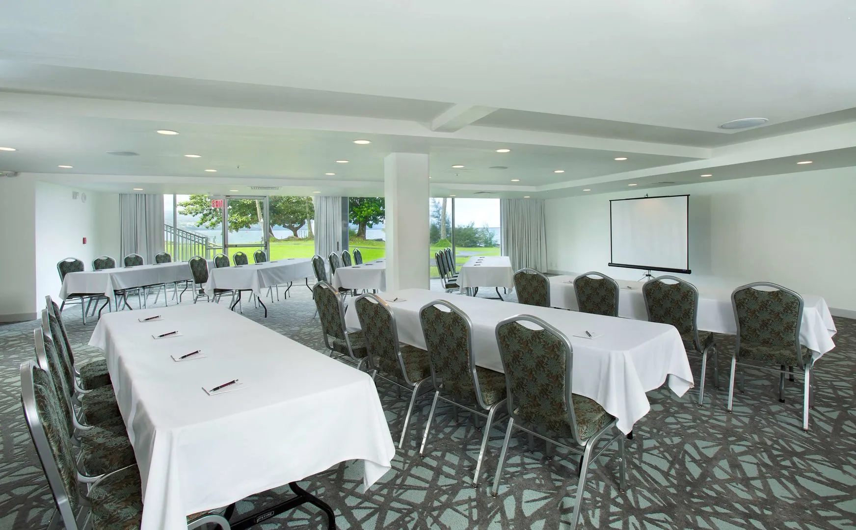 Photo - Grand Naniloa Hotel, a Doubletree by Hilton