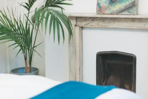 Photo - Central Victorian House