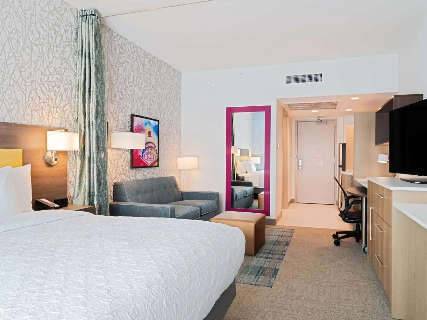 Photo - Home2 Suites By Hilton Atlanta Airport College Park