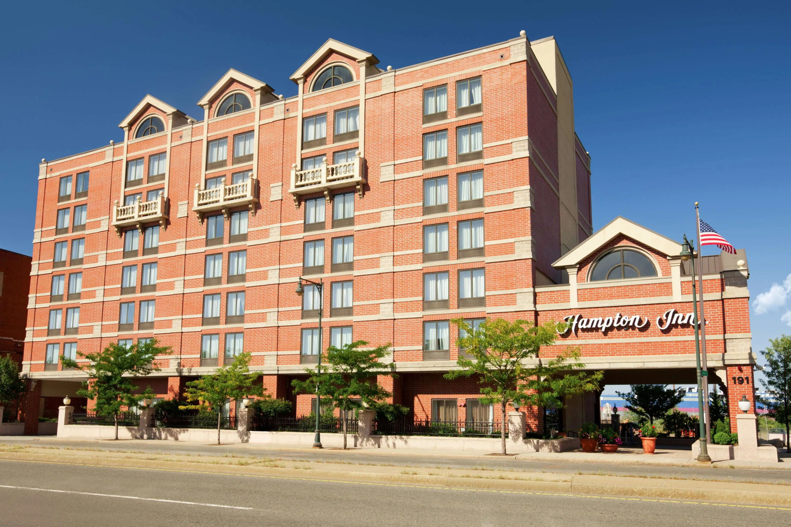 Photo - Hampton Inn by Hilton Boston/Cambridge