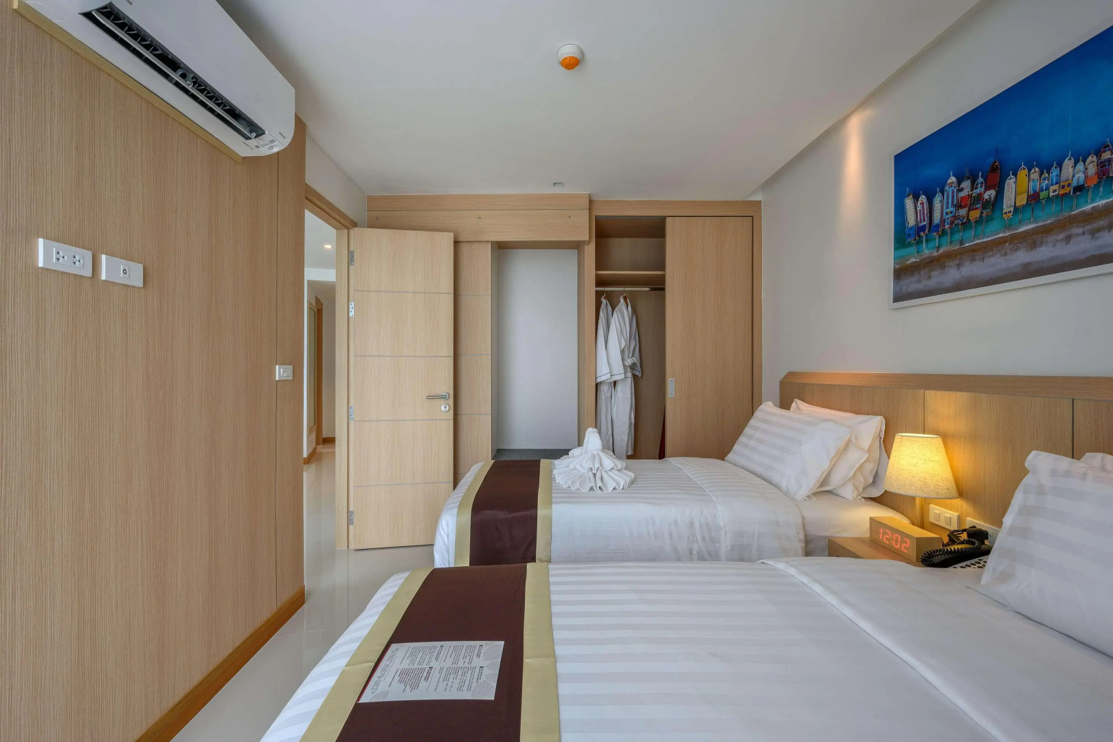 Photo - The Beachfront Hotel Phuket