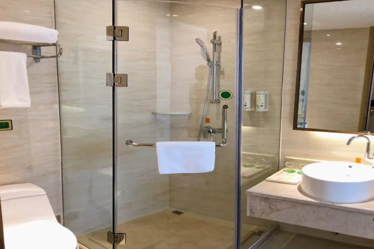 Vienna Hotel (Dongguan Huanjiang Tianhong Center)