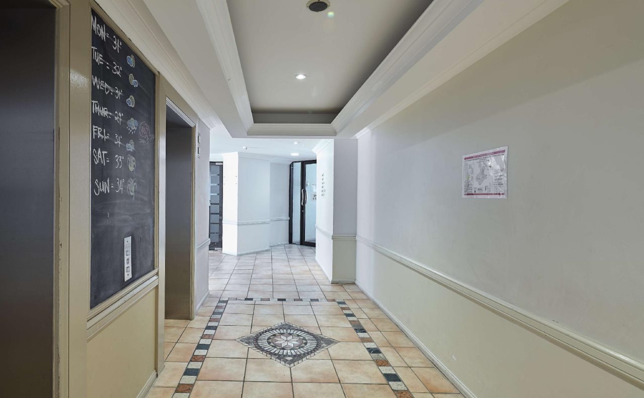 Photo - West End Central Apartments