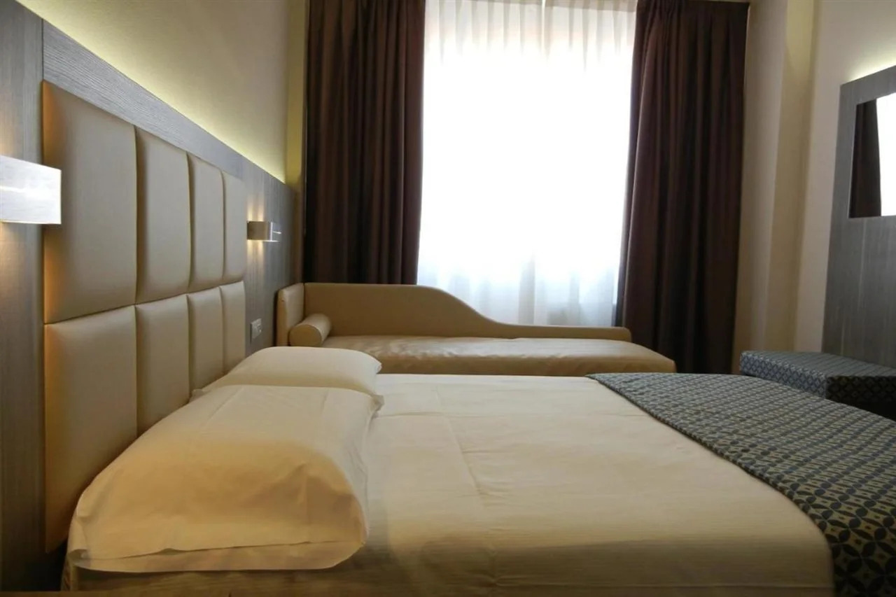 Photo - Delle Nazioni Milan Hotel