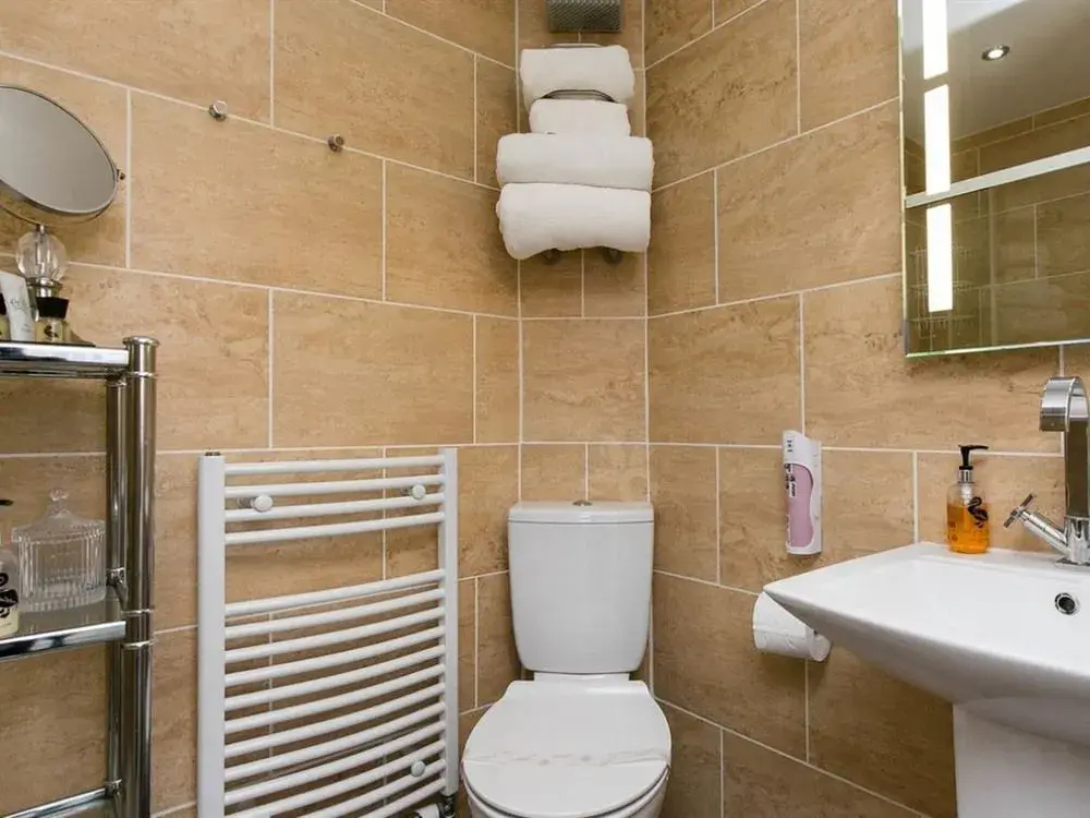 Photo - Kenley Hotel