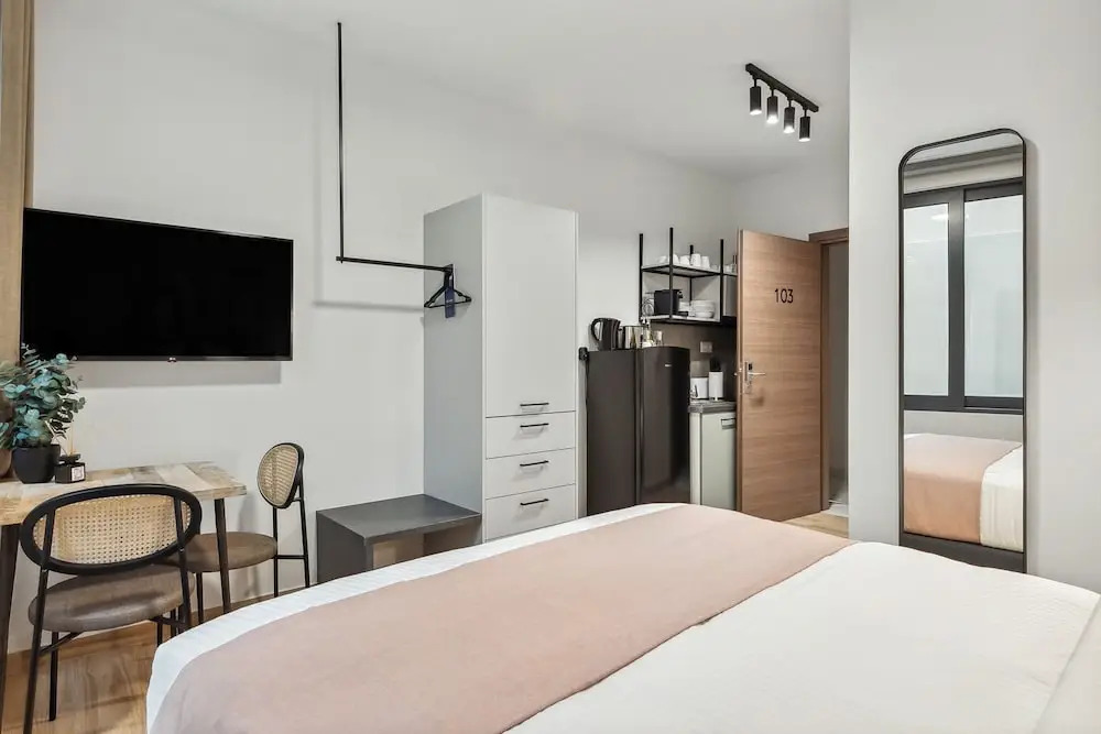 Photo - Limehome Athens Solonos City Center