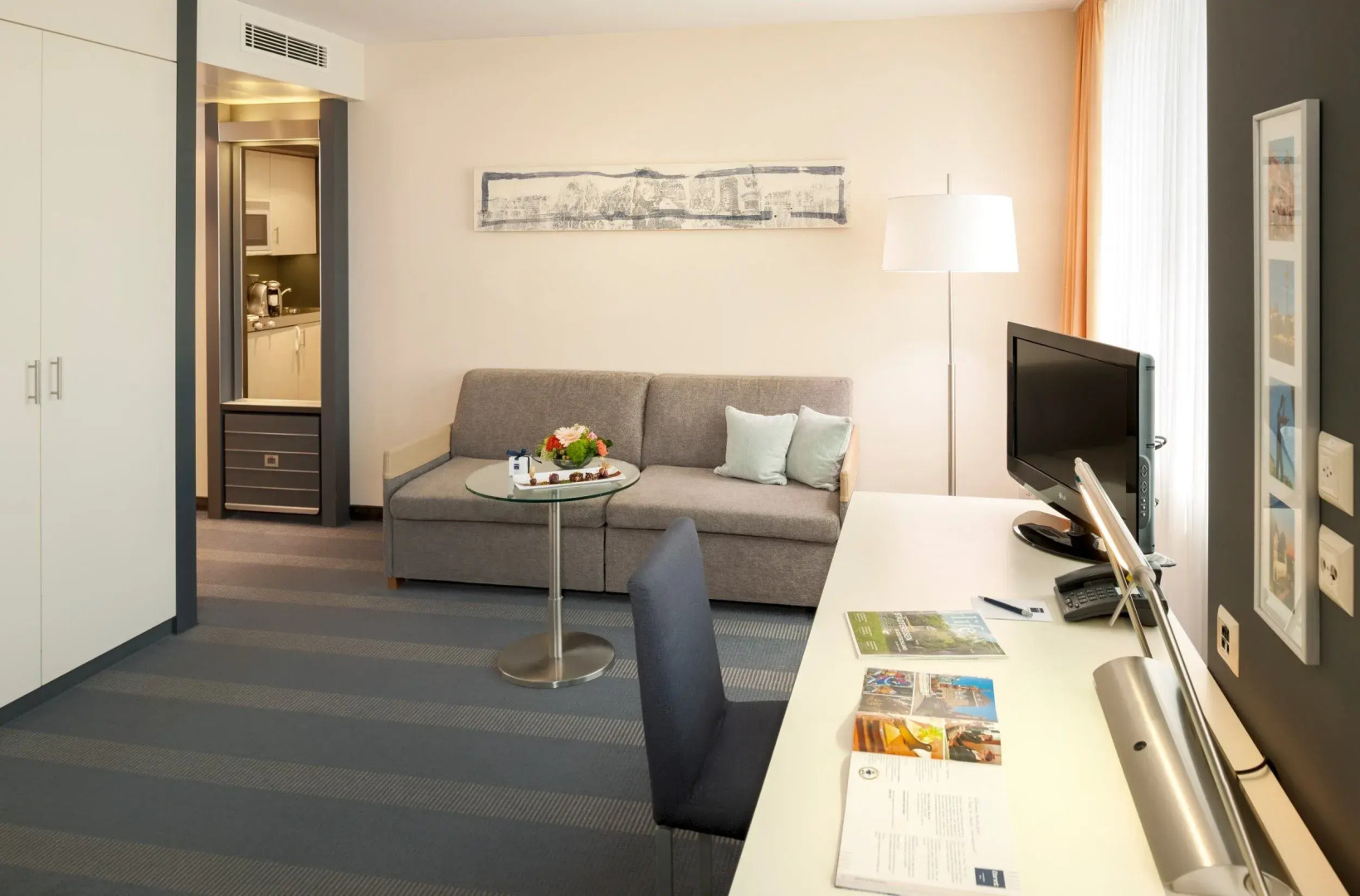 Photo - Essential by Dorint Basel City