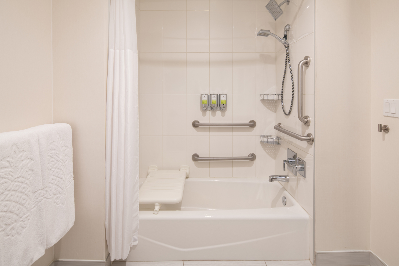 Photo - Staypineapple, Hotel Z, Gaslamp San Diego