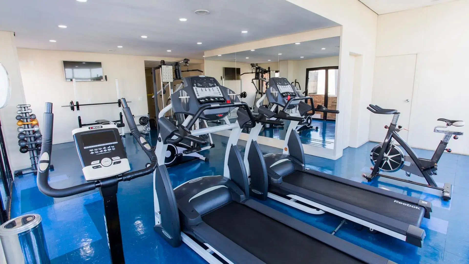 Photo - Estanplaza Nações Unidas