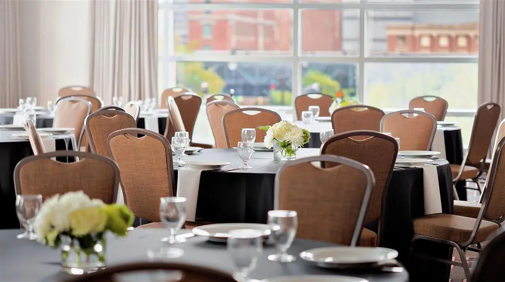 Photo - Hampton Inn Chicago McCormick Place