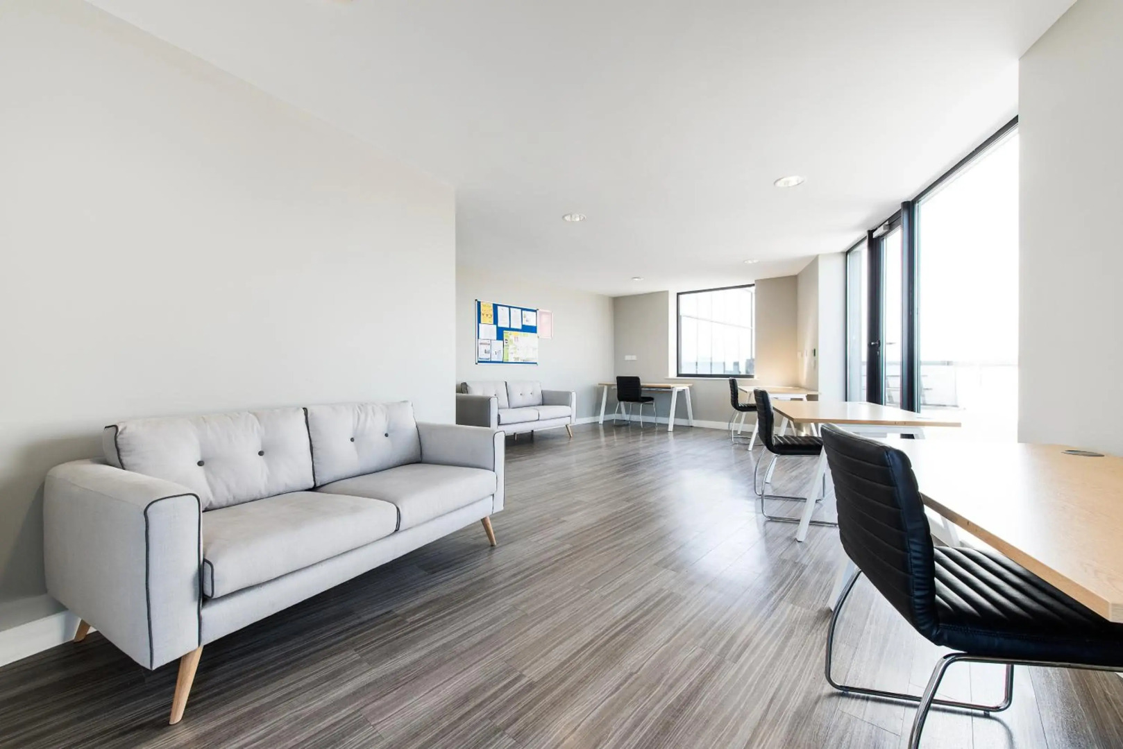 Foto - Yugo Explore - Broadstone Hall