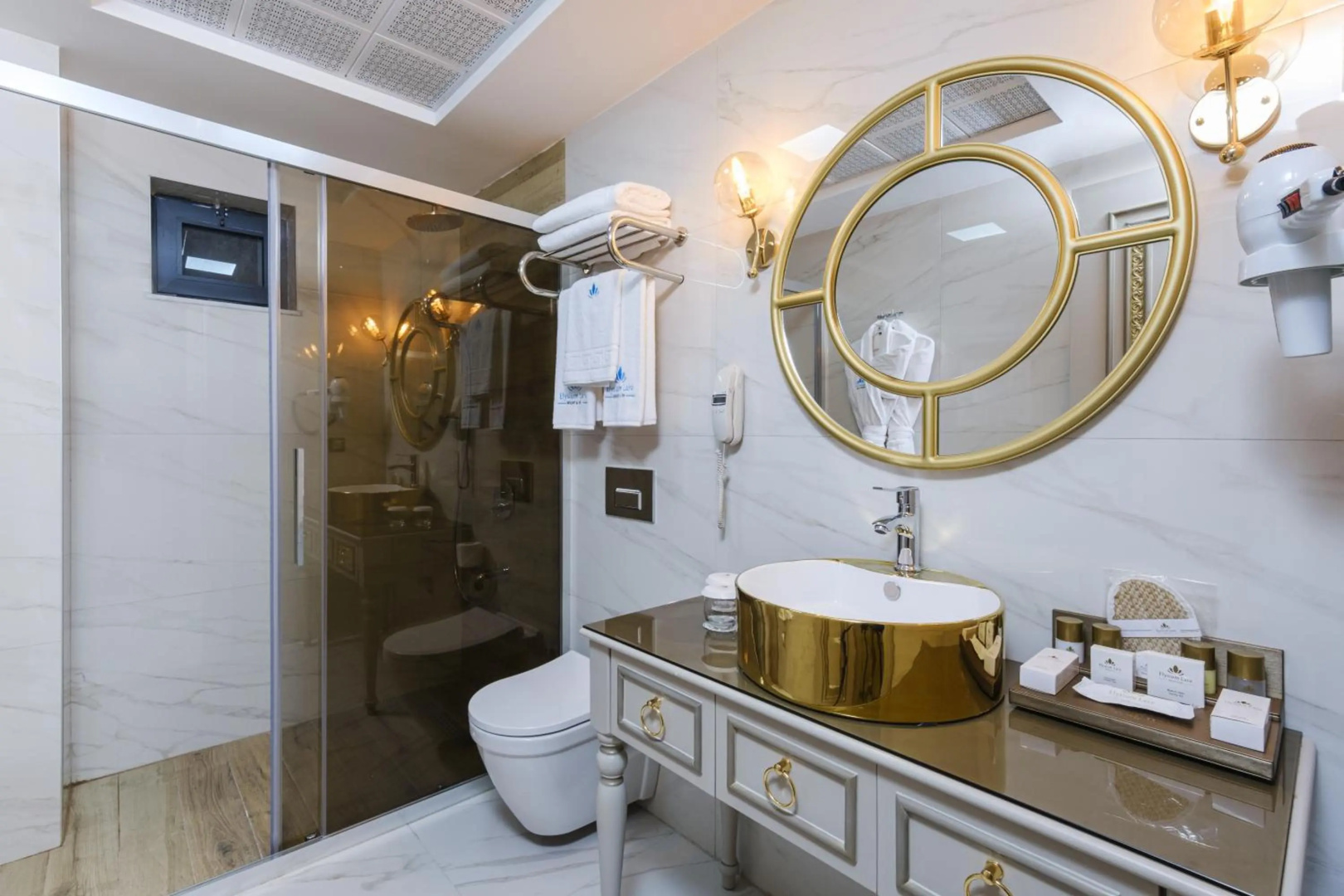 Foto - Elysium Green Suites