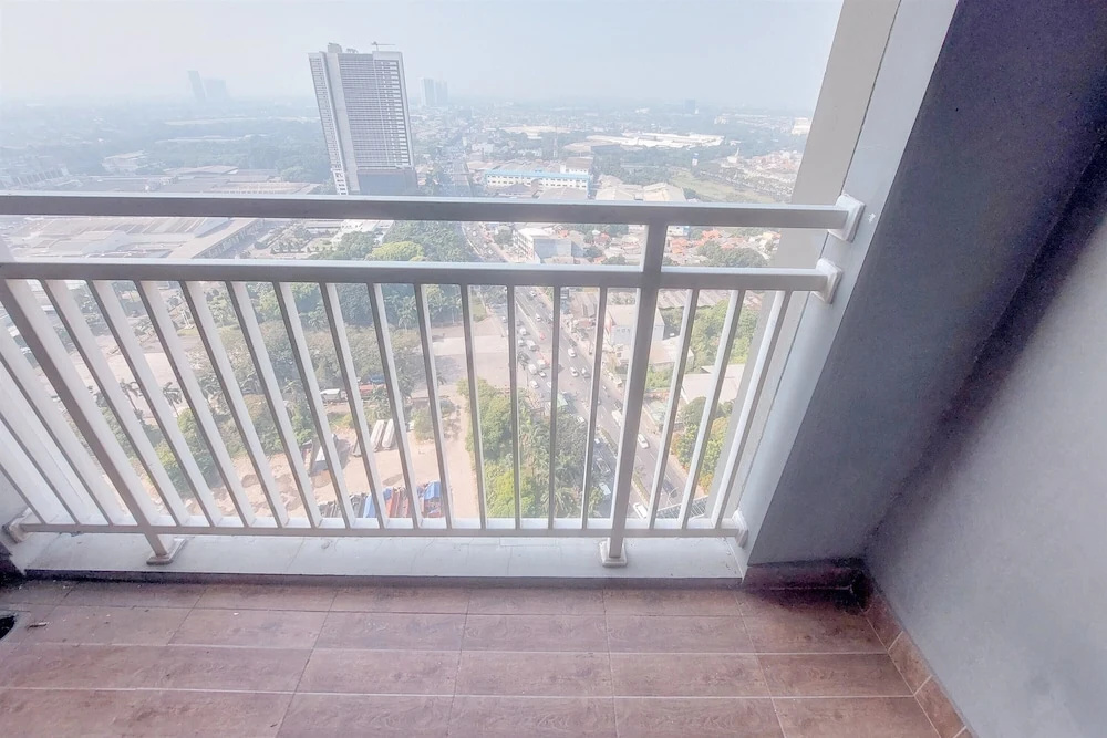 Comfy and Warm Studio at Springwood Residence Tangerang Apartment