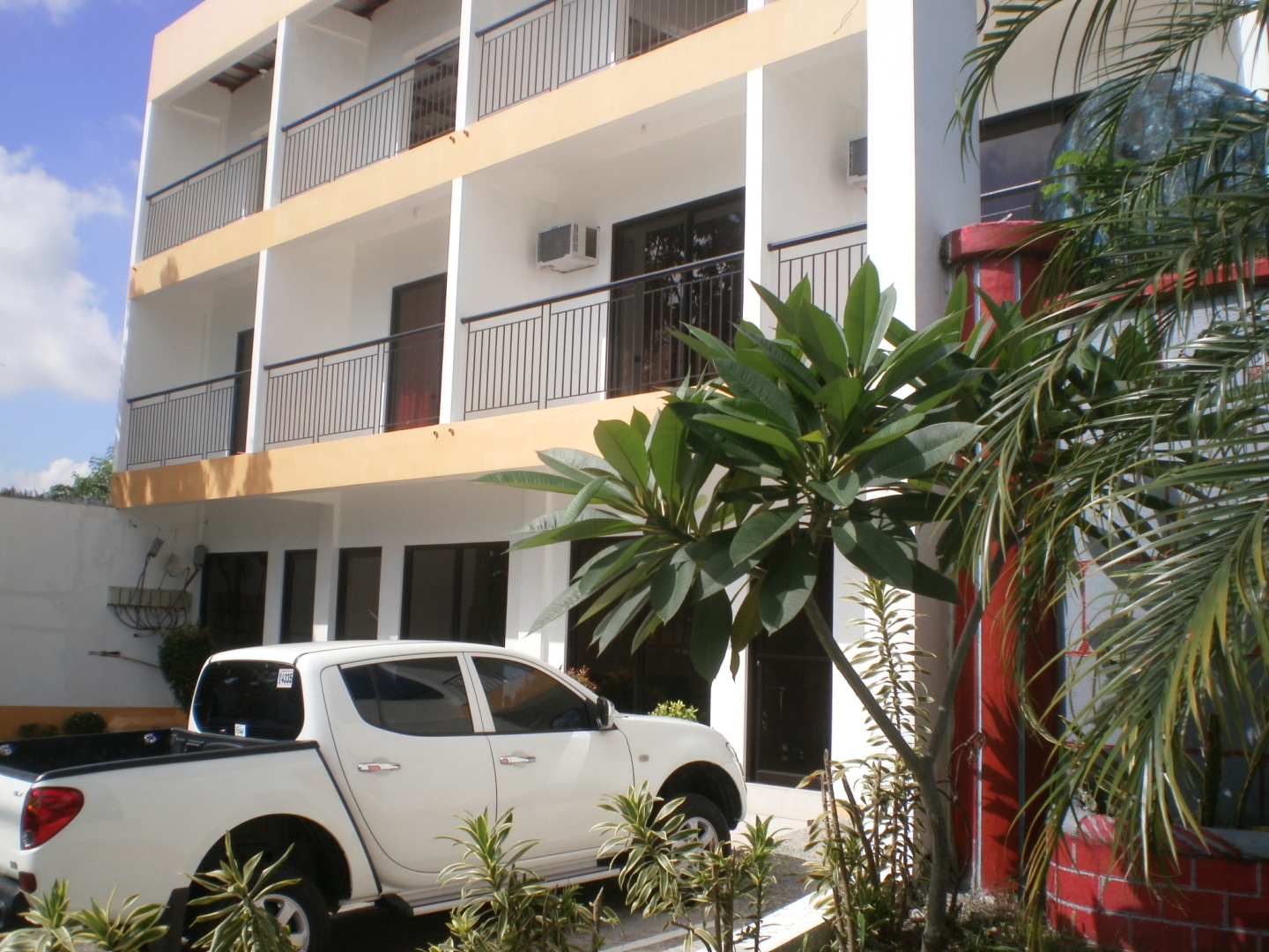 Foto - The Palines Apartment Hotel near Brittany Palazzo, Evia Mall Alabang