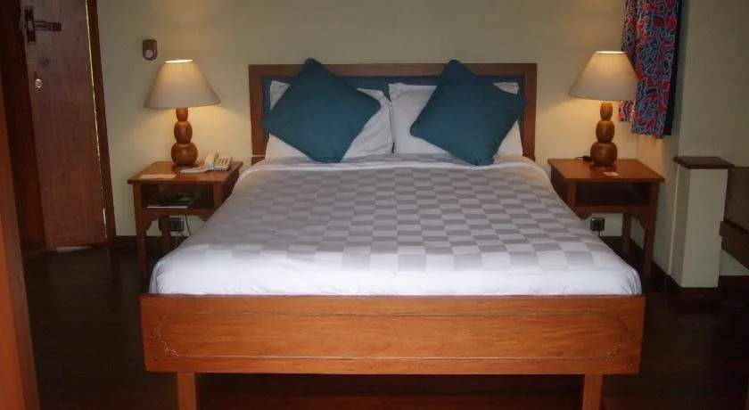 Photo - Strawberry Hill Hotel & Restaurant