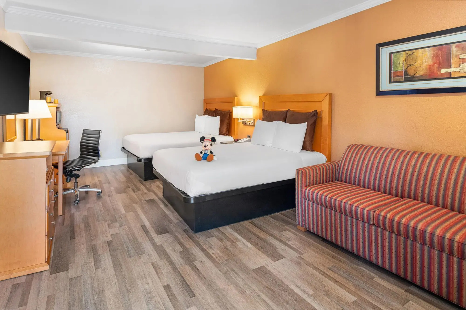Photo - Anaheim Islander Inn and Suites
