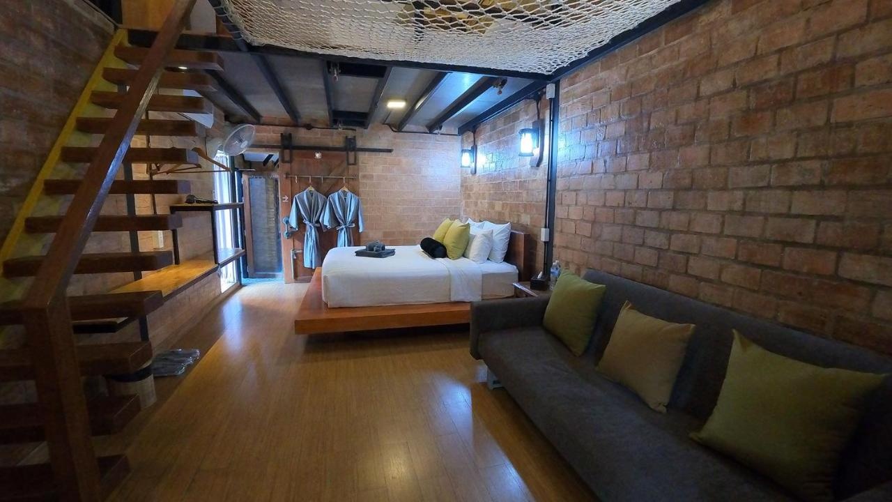 Photo - Tolani Riverside Chiang Mai Villa