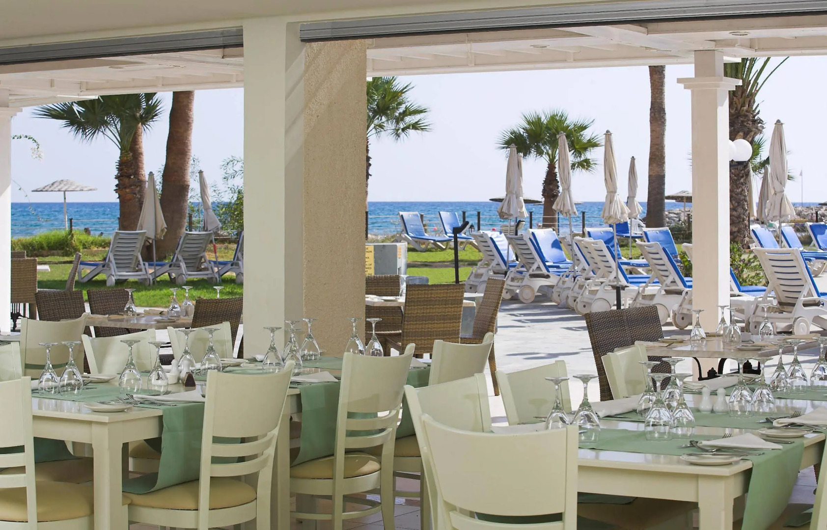 Foto - Golden Bay Beach Hotel