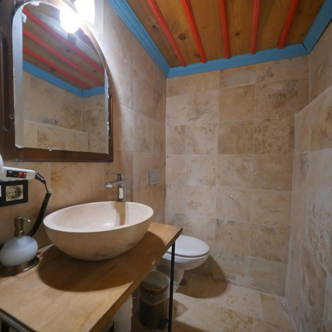 Photo - Travel Inn Cave Hotel
