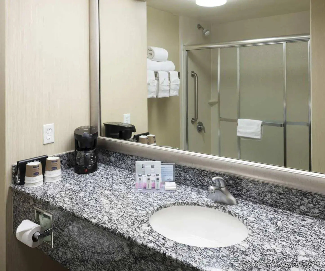 Photo - Hampton Inn San Diego-Downtown