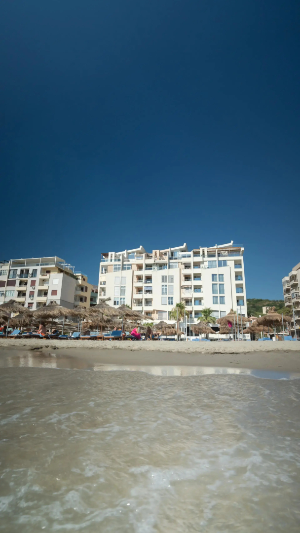 Photo - Seaside Hotel