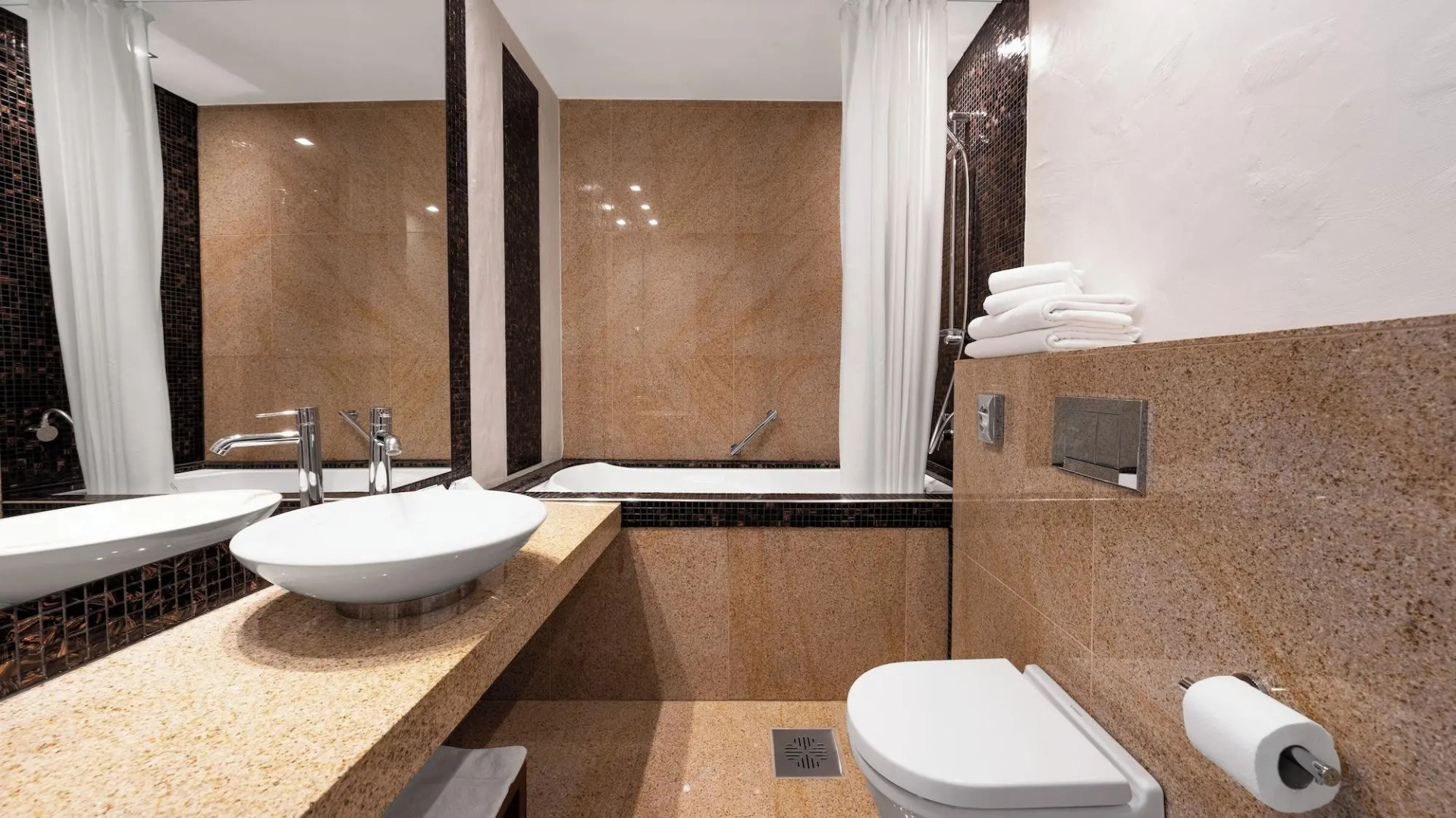 Photo - Rixwell Collection Savoy Boutique Hotel