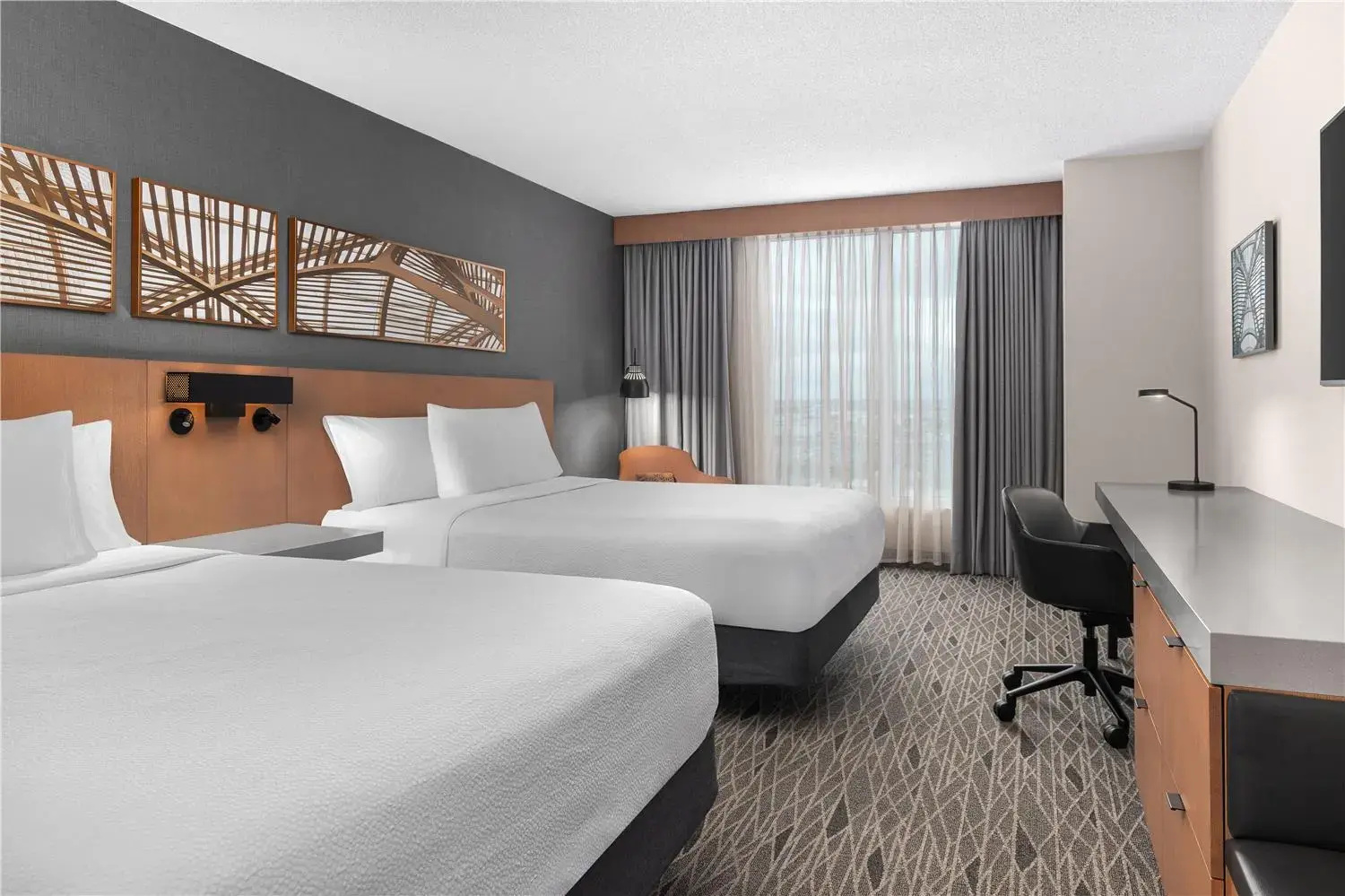 Photo - Hilton Garden Inn Toronto Airport
