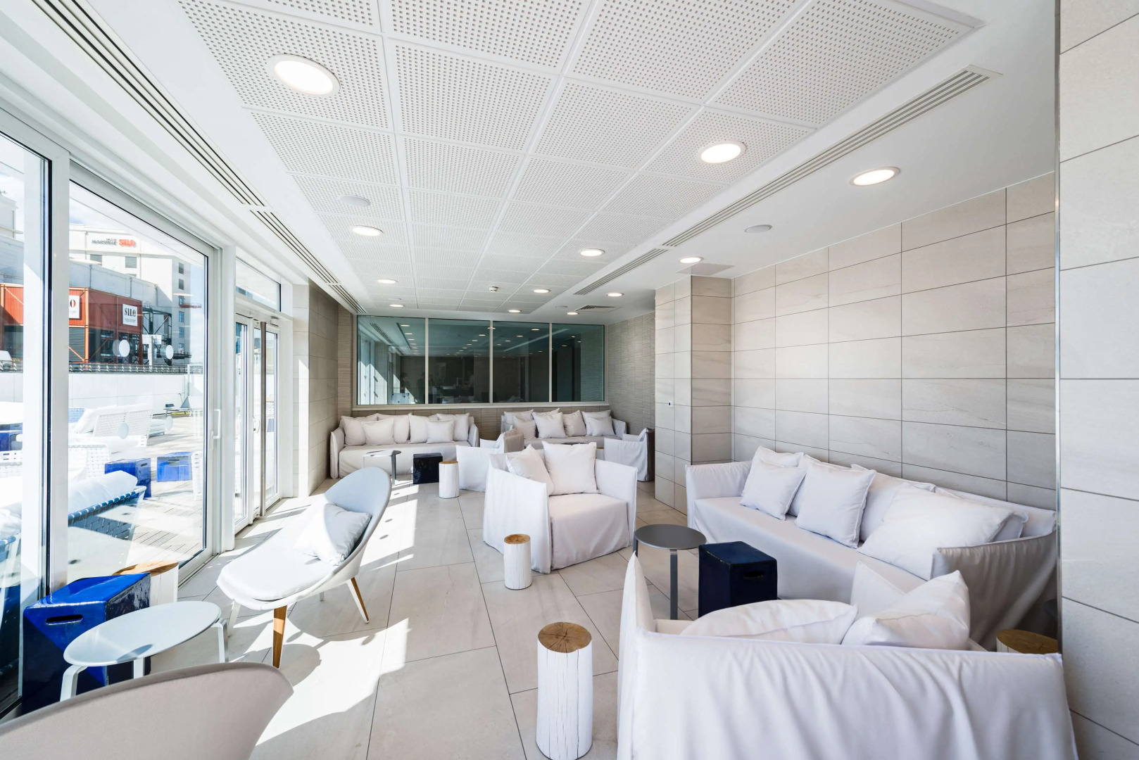 Photo - Golden Tulip Marseille Euromed