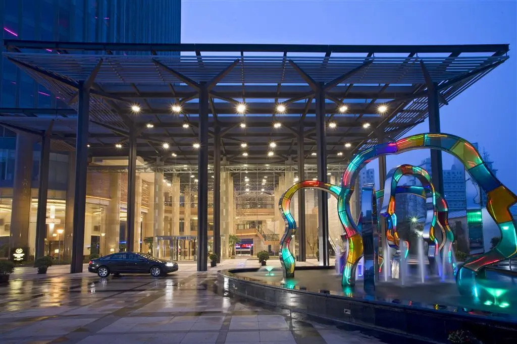 Photo - Sheraton Grand Shanghai Pudong Hotel & Residences