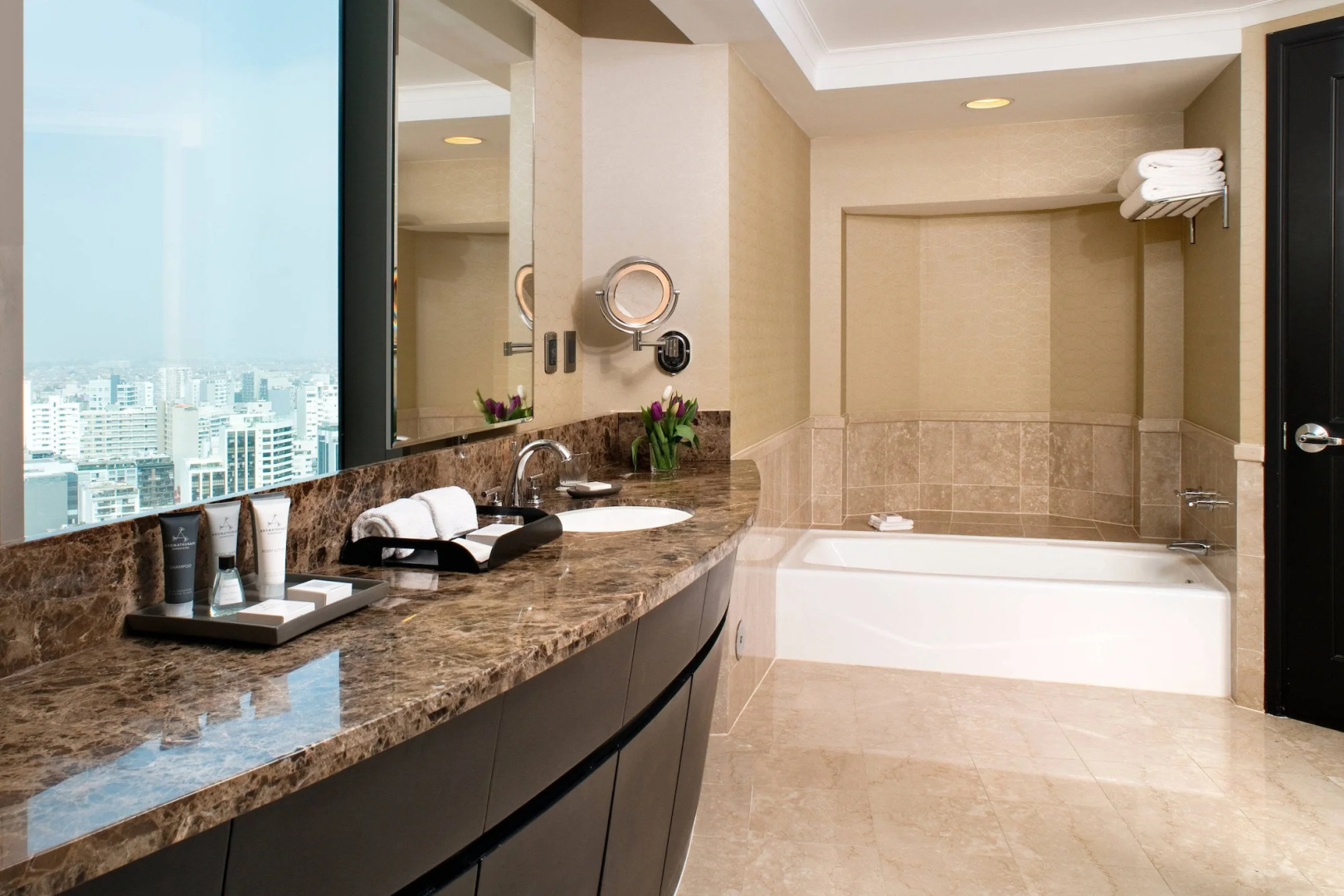 Photo - JW Marriott Hotel Lima
