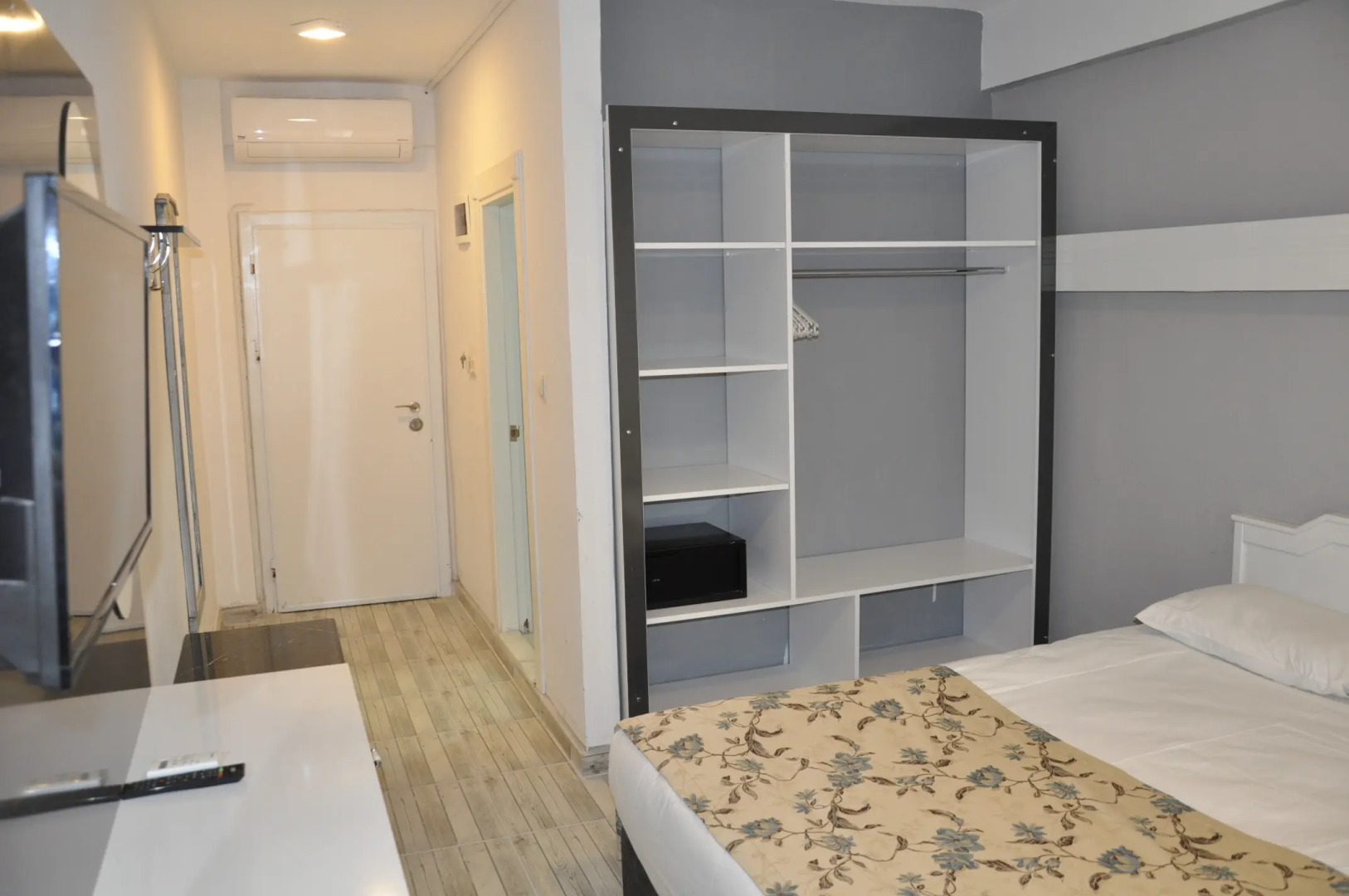 Foto - Si̇de Spri̇ng