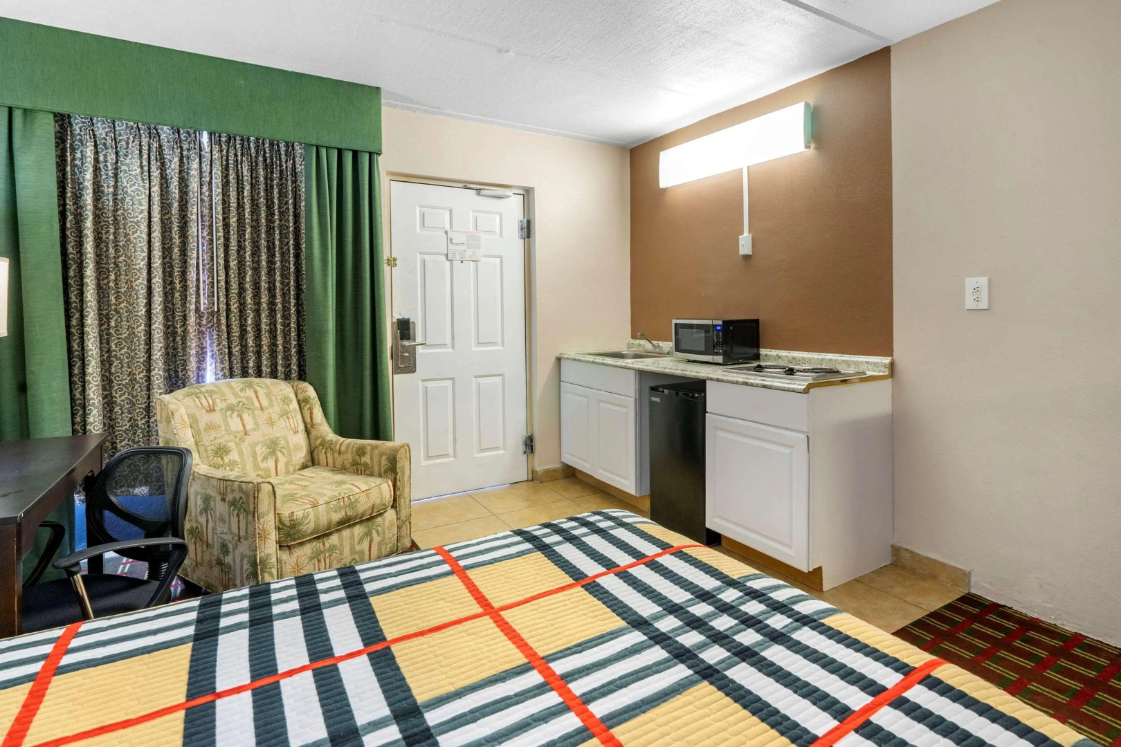 Photo - Rodeway Inn Clearwater-Dunedin