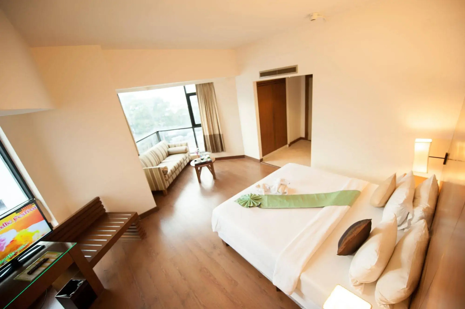 Photo - The Seasons Pattaya