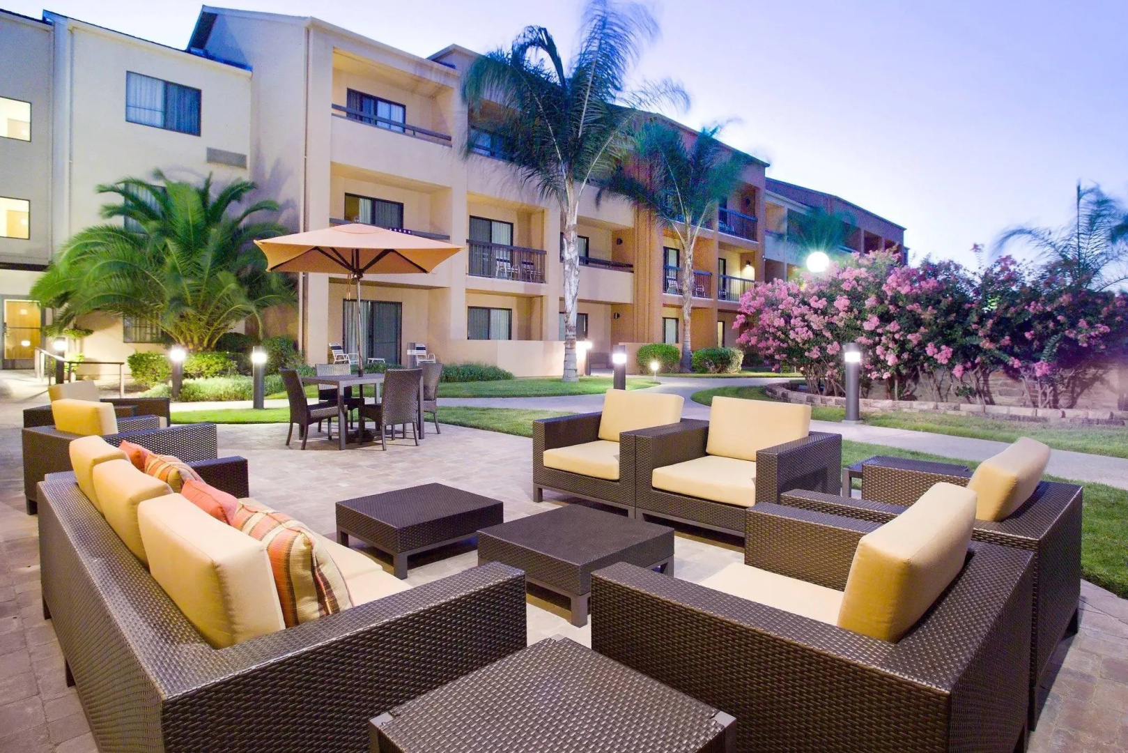 Photo - Courtyard by Marriott Fresno