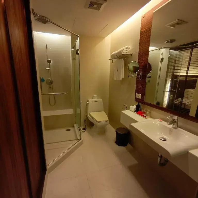 Photo - Sacha's Hotel Uno