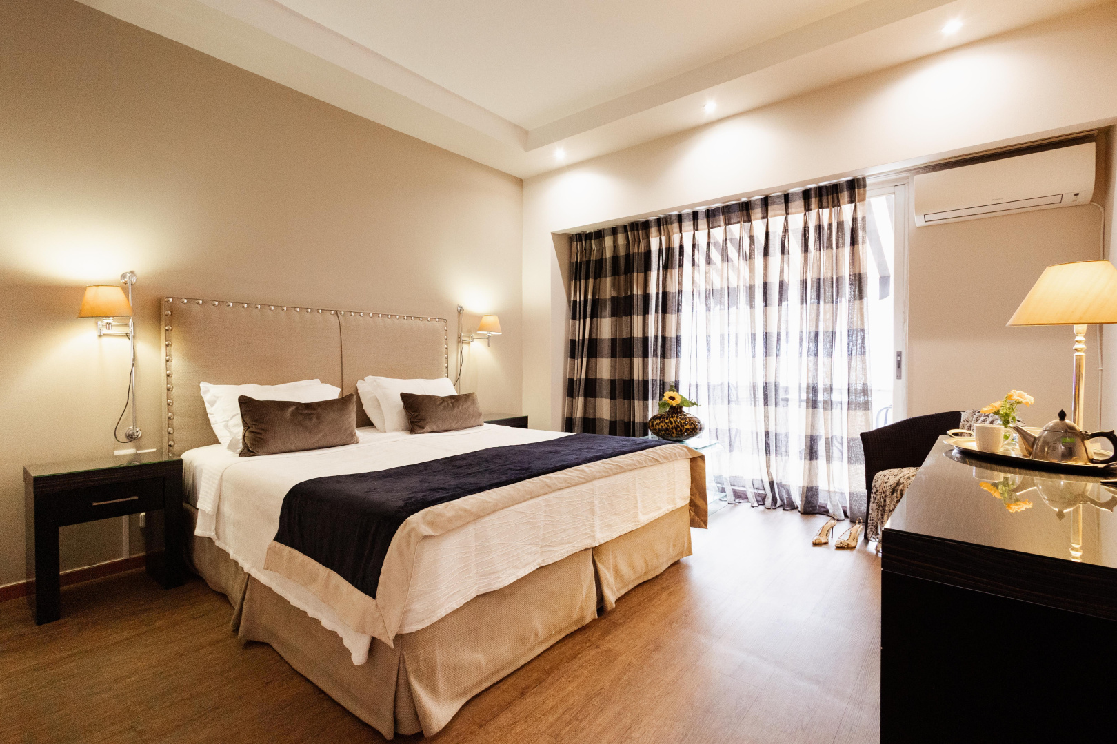 Foto - Best Western Plus Embassy Hotel