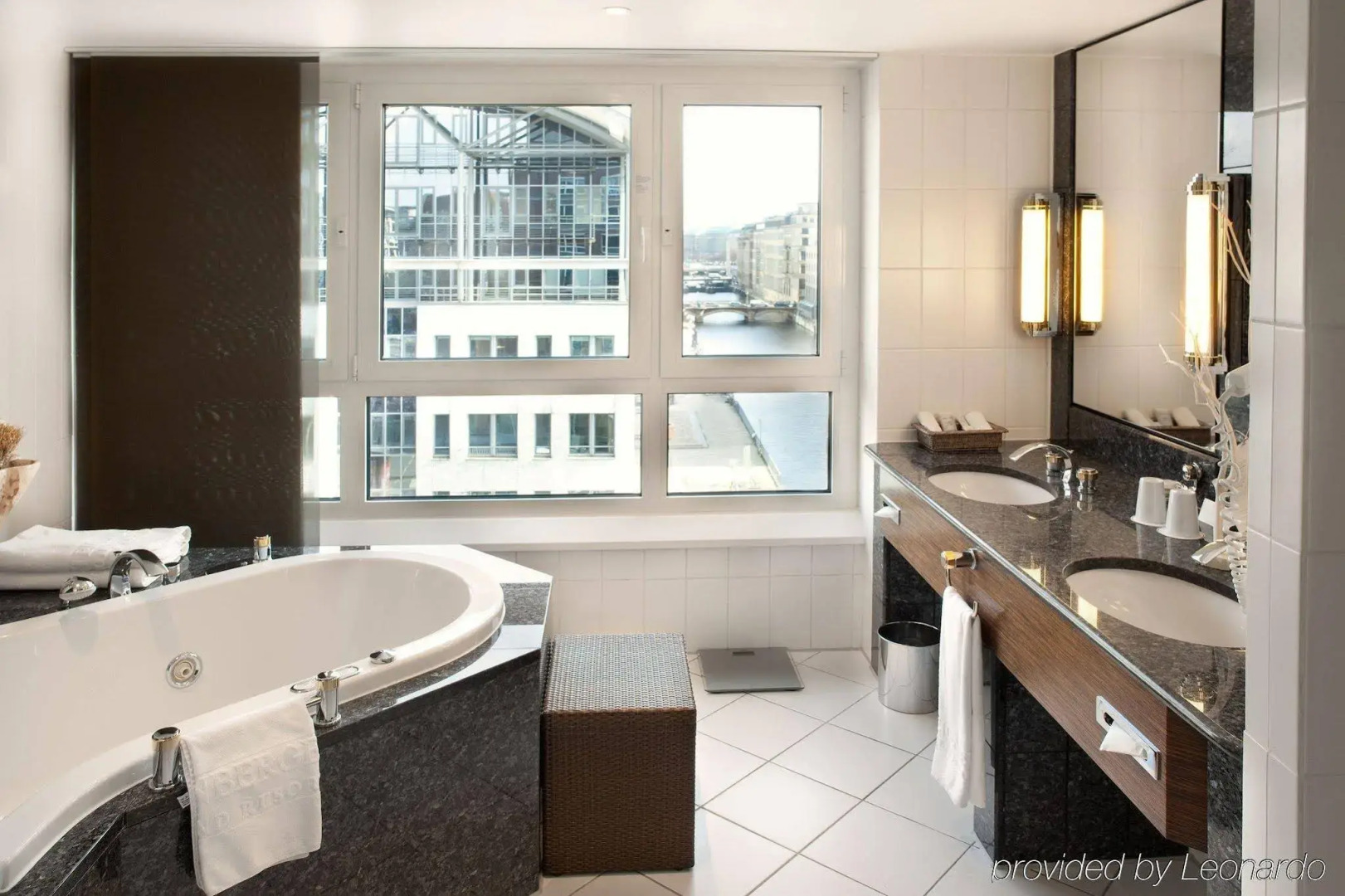 Foto - Steigenberger Hotel Hamburg