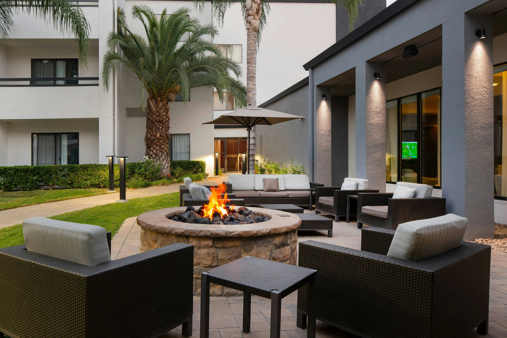 Photo - Courtyard by Marriott Fresno