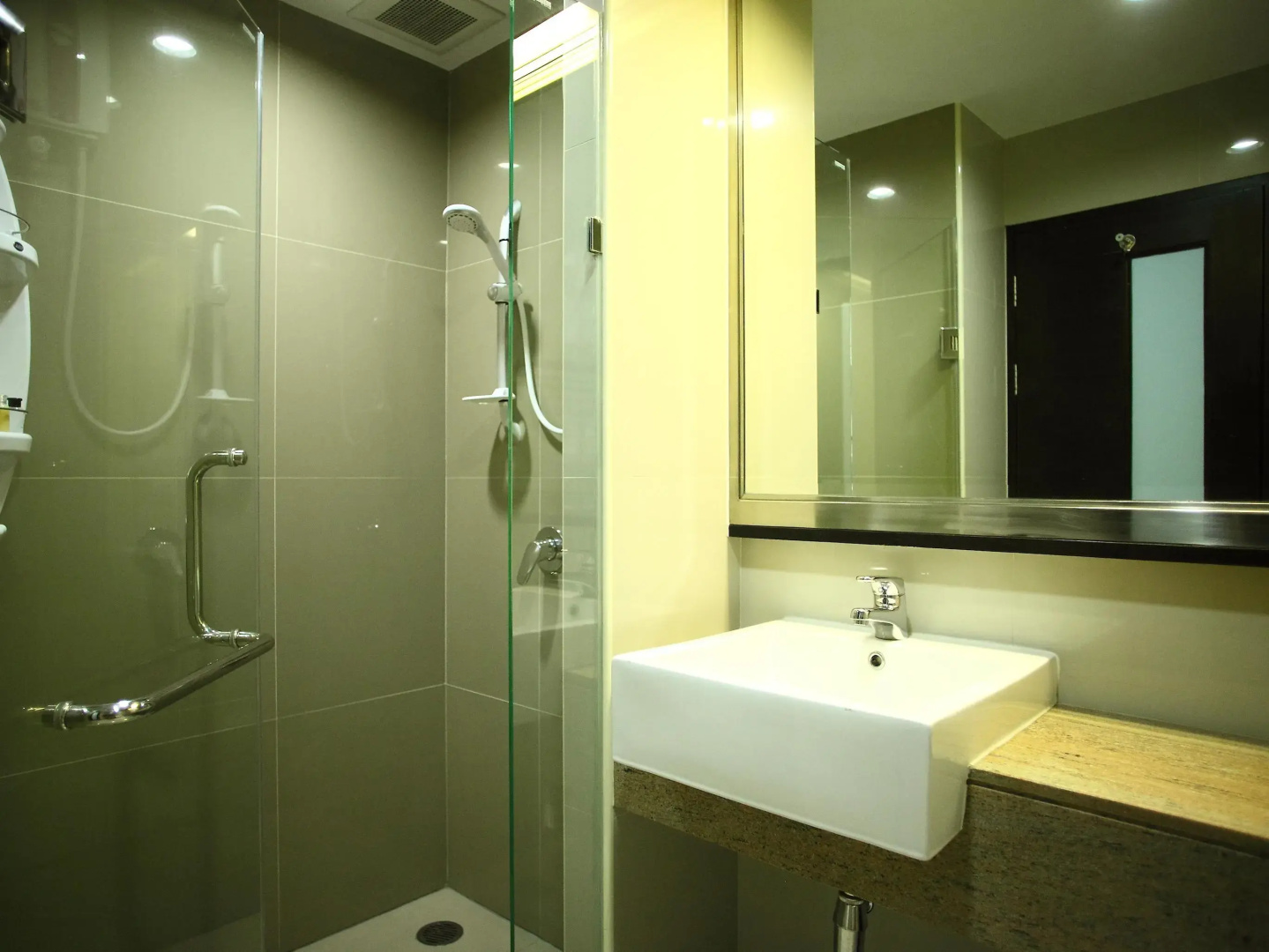 Photo - The Sunreno Hotel Bangkok