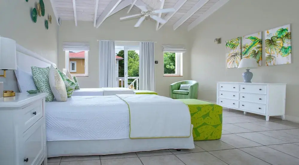 The Harbour #6 - 3 Bedrooms in Rodney Bay 3 Townhouse by RedAwning