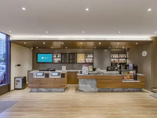 Hanting Hotel (Nanjing Jiangpu Longhua Road Metro Station)