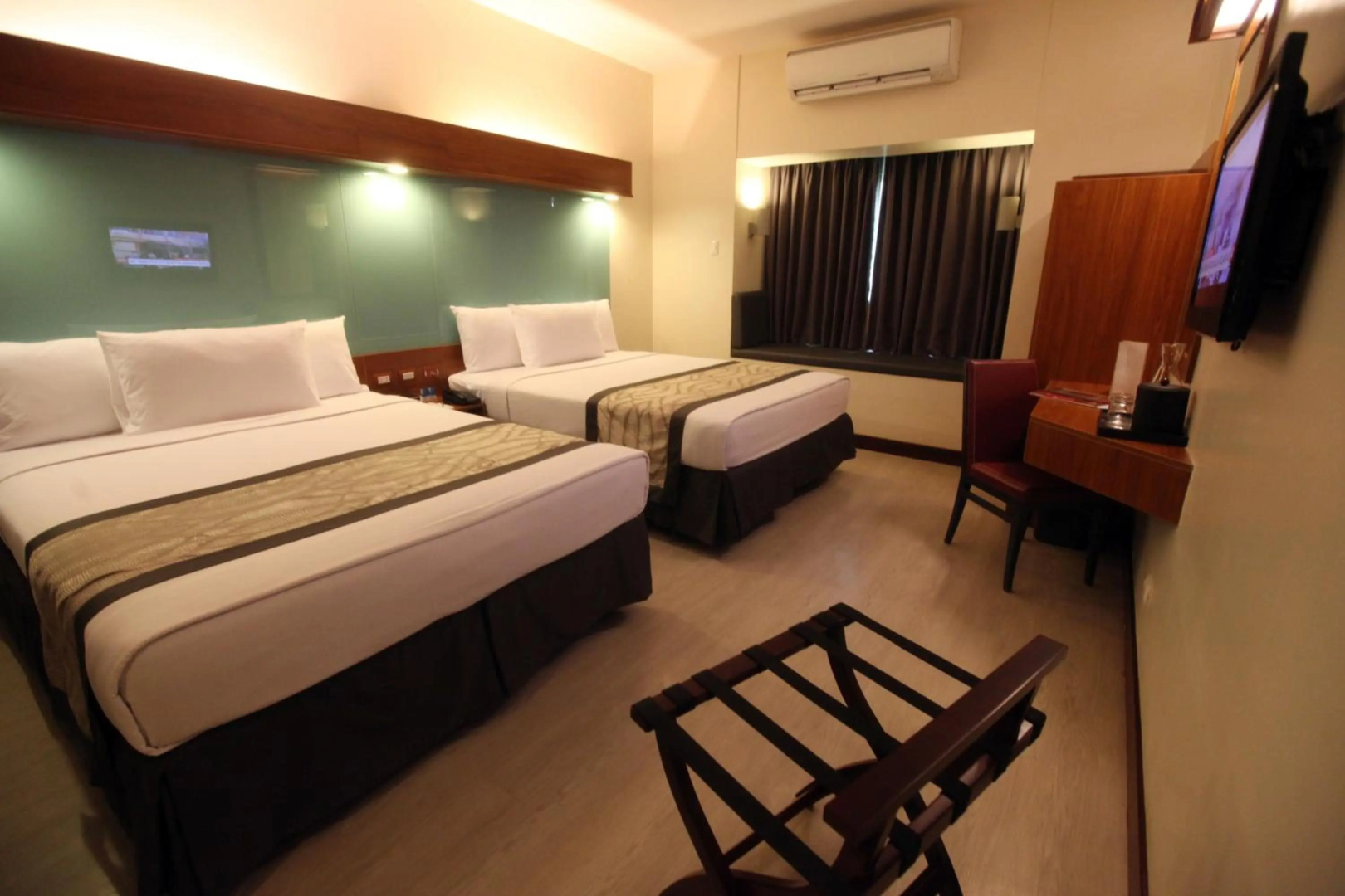 Photo - Microtel by Wyndham UP Technohub