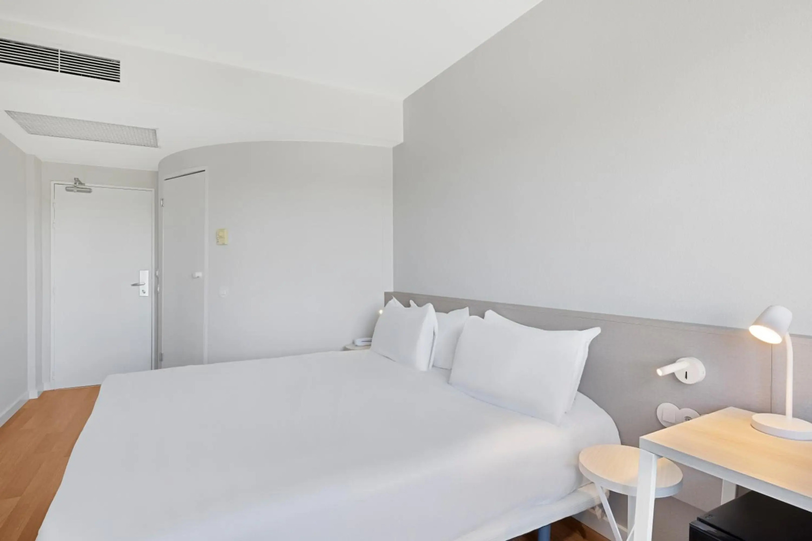 Foto - B&B HOTEL Zaragoza Centro