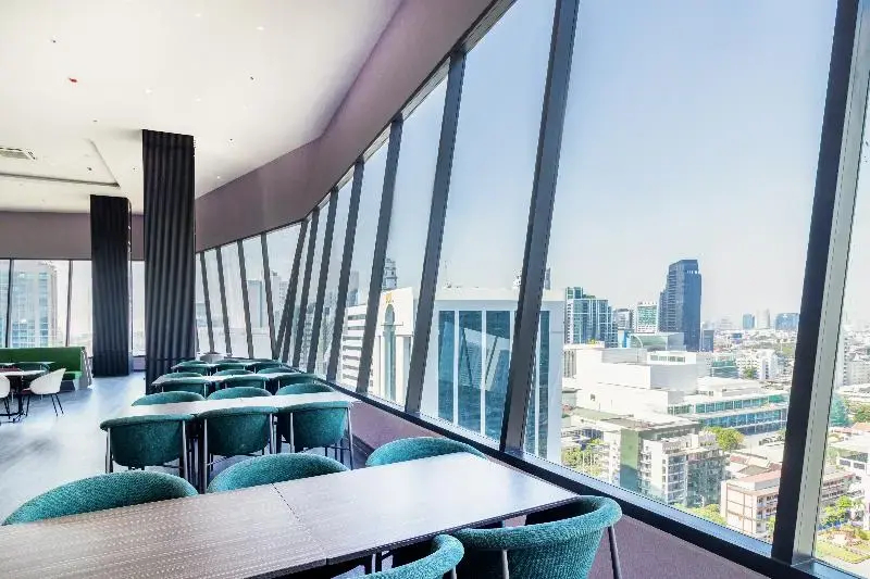 Photo - Queensland Hotel Bangkok