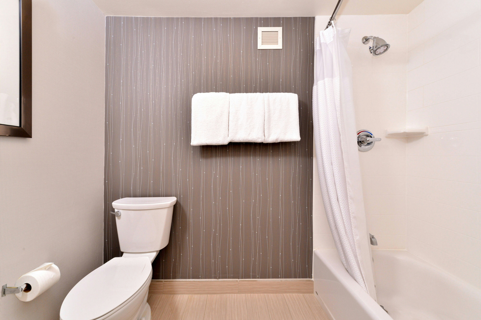 Photo - Courtyard by Marriott Dallas Northwest