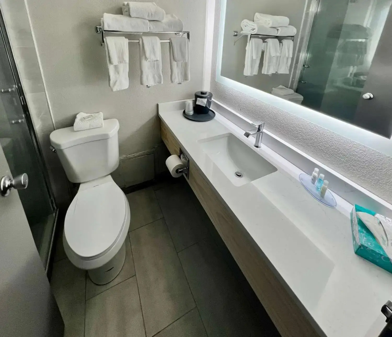 Photo - Clarion Hotel & Convention Center Joliet