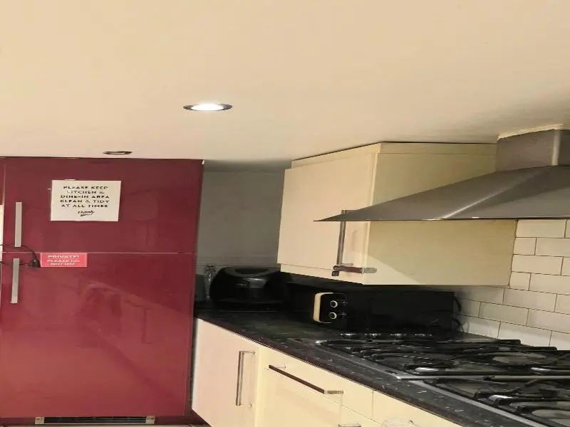 Foto - Rayan's Lodge Stratford London by OYO